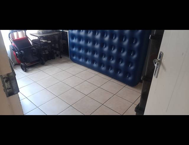 2 BEDROOM TOWNHOUSE FOR SALE IN PHILIP NEL PARK